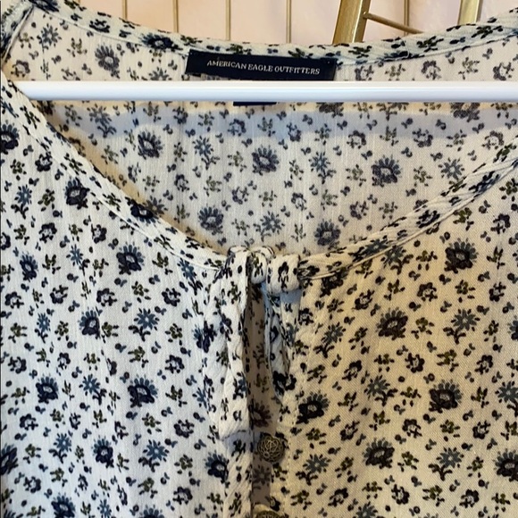 AE Top - Picture 2 of 3